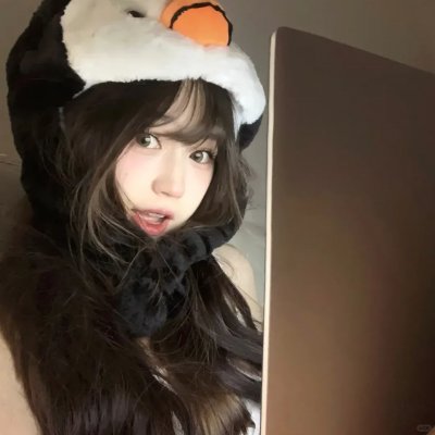 惊悚游戏 高清封面